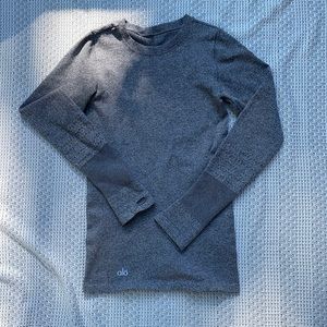 Alo long sleeved shirt